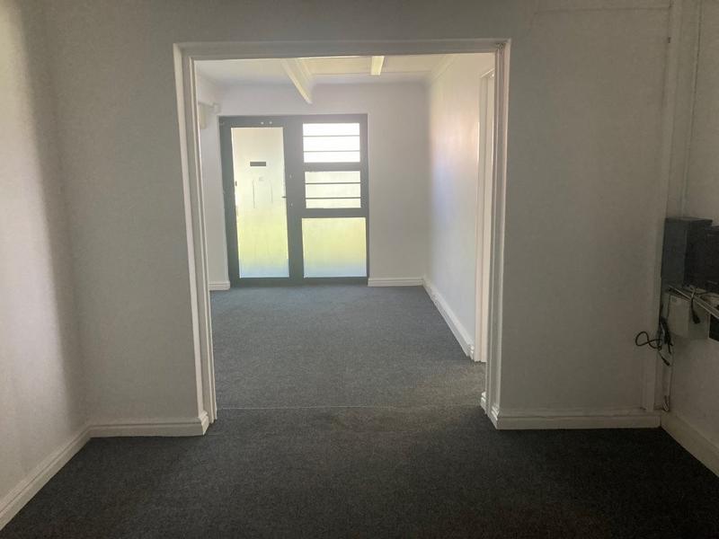 To Let Commercial Property for Rent in Newton Park Eastern Cape